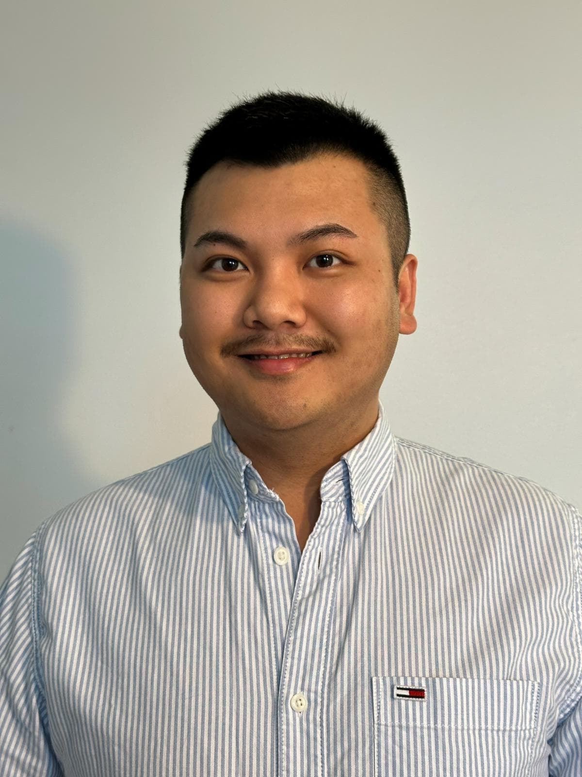 Hongqian Li